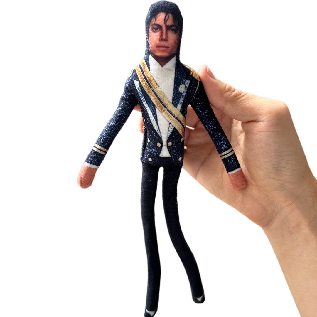 Muñeco de Peluche de Michael J - Anime Cosplay Roleplay reseña y precio